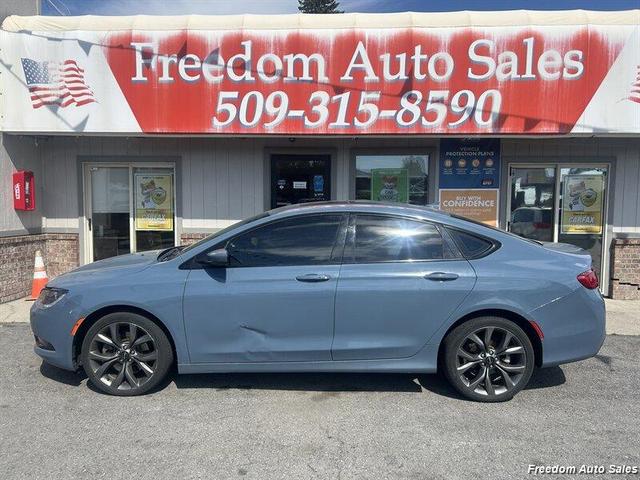 2015 Chrysler 200