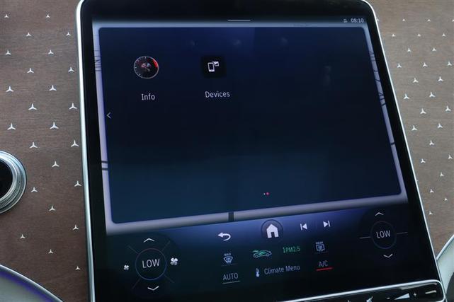 Photo of 2023 Cirrus Silver Metallic Mercedes-Benz EQE 350