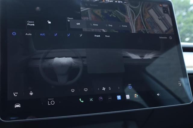 Photo of 2021 Black Tesla Model 3