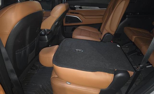 Photo of 2024 Wolf Gray Kia Telluride