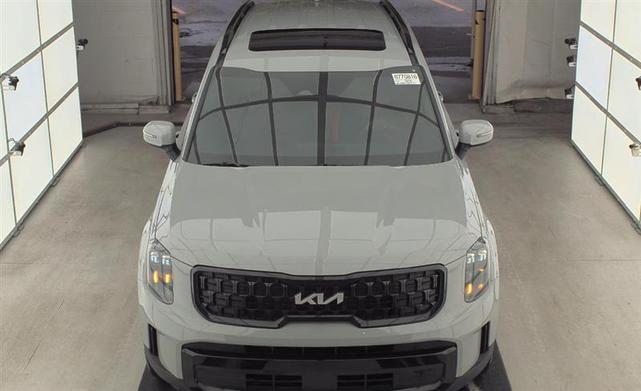 Photo of 2024 Wolf Gray Kia Telluride