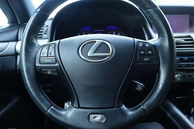 Photo of 2013 Liquid Platinum Lexus LS 460