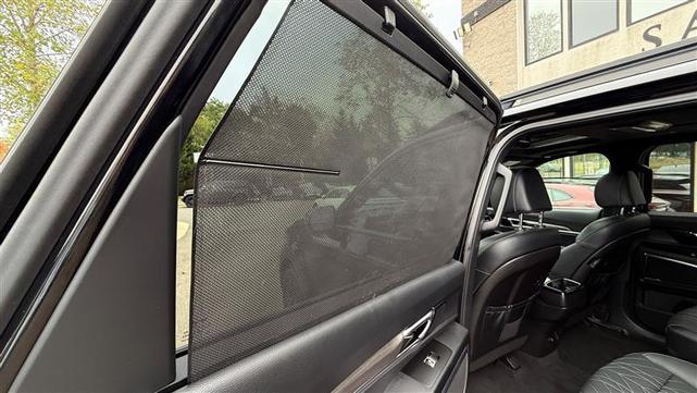 Photo of 2024 Ebony Black Kia Telluride