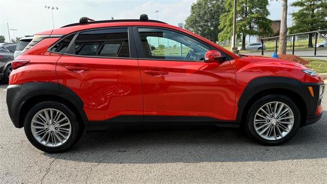 Photo of 2020 Sunset Orange Hyundai KONA