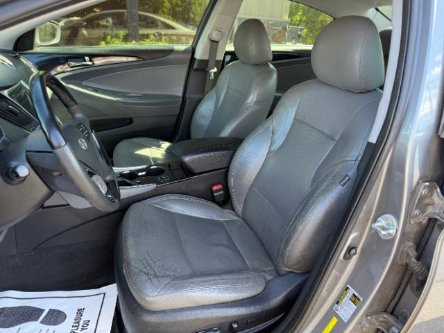 Photo of 2013 Harbor Gray Metallic Hyundai SONATA