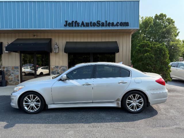 2013 Hyundai Genesis