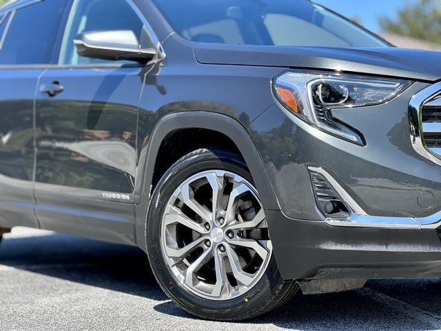 Photo of 2018 Graphite Gray Metallic GMC Terrain
