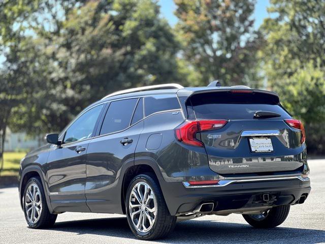 Photo of 2018 Graphite Gray Metallic GMC Terrain