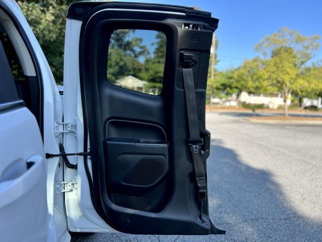 Photo of 2020 Summit White Chevrolet Colorado