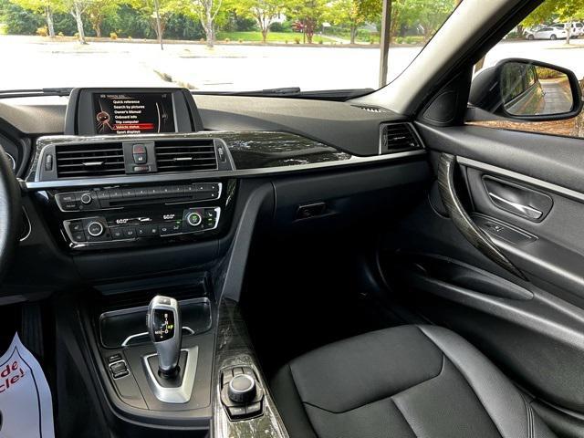 Photo of 2016 Glacier Silver Metallic BMW 320