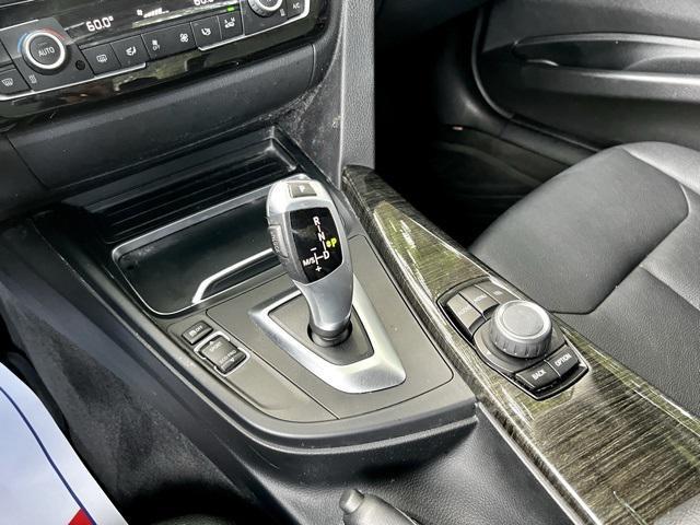 Photo of 2016 Glacier Silver Metallic BMW 320