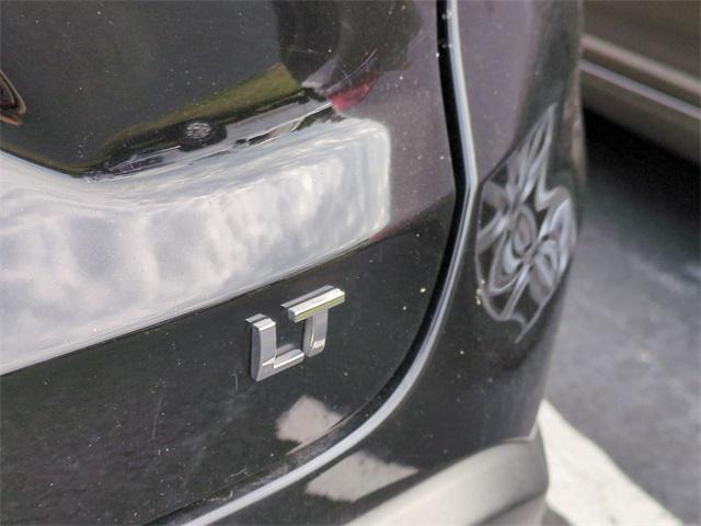 Photo of 2024 Mosaic Black Metallic Chevrolet Trax