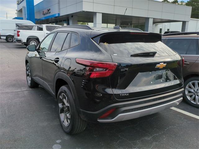Photo of 2024 Mosaic Black Metallic Chevrolet Trax