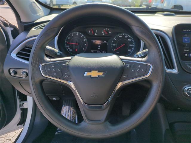 Photo of 2024 Summit White Chevrolet Malibu