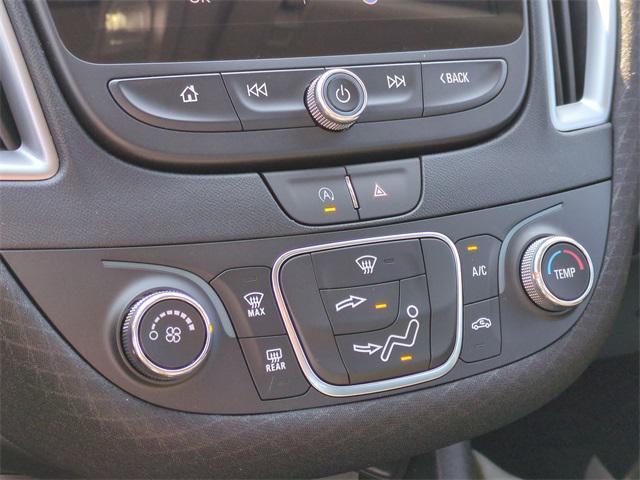 Photo of 2024 Summit White Chevrolet Malibu
