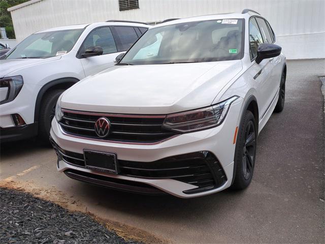 Photo of 2024 Opal White Volkswagen Tiguan