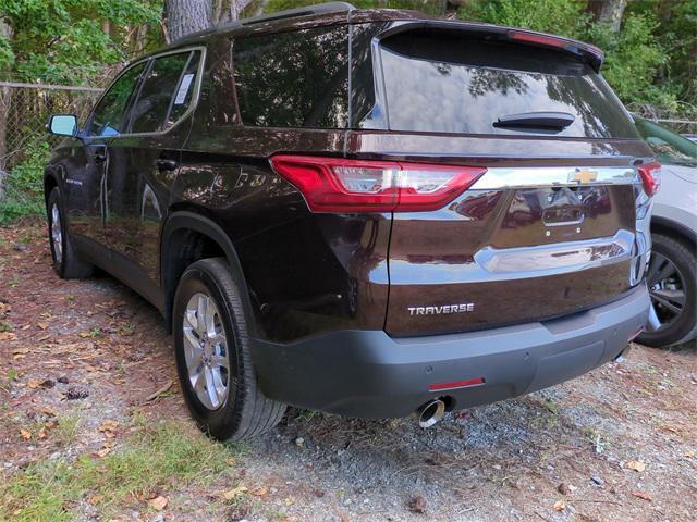 Photo of 2021 Black Cherry Metallic Chevrolet Traverse