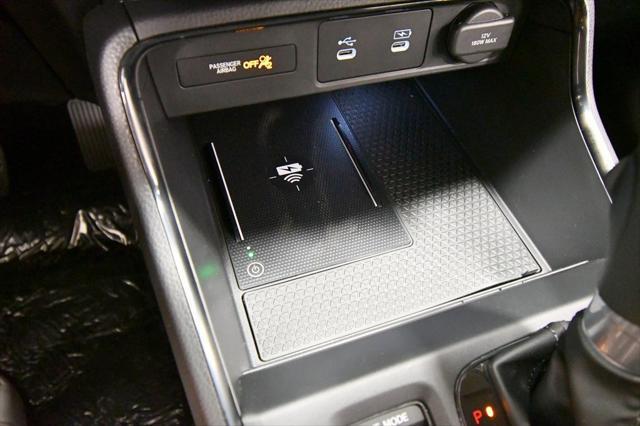 Photo of 2026 Platinum White Pearl Honda CR-V