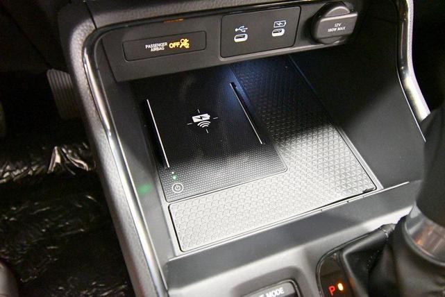 Photo of 2026 Platinum White Pearl Honda CR-V