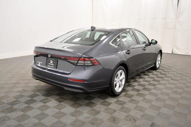 Photo of 2025 Meteorite Gray Metallic Honda Accord