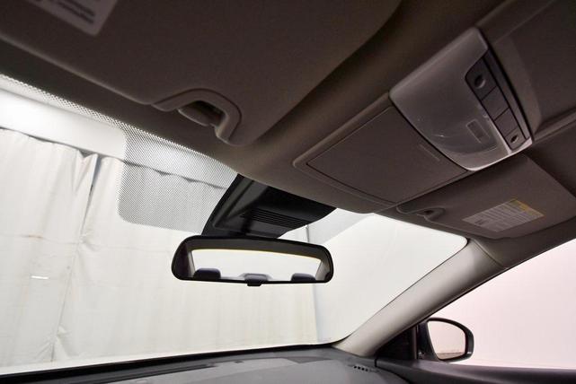 Photo of 2023 Pearl White Tricoat Nissan Altima