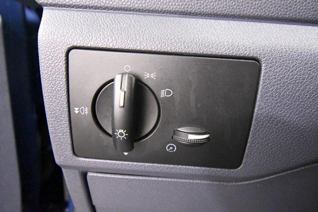 Photo of 2012 Dark Blue Ford Transit Connect