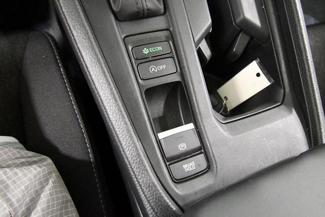 Photo of 2023 Meteorite Gray Metallic Honda Accord