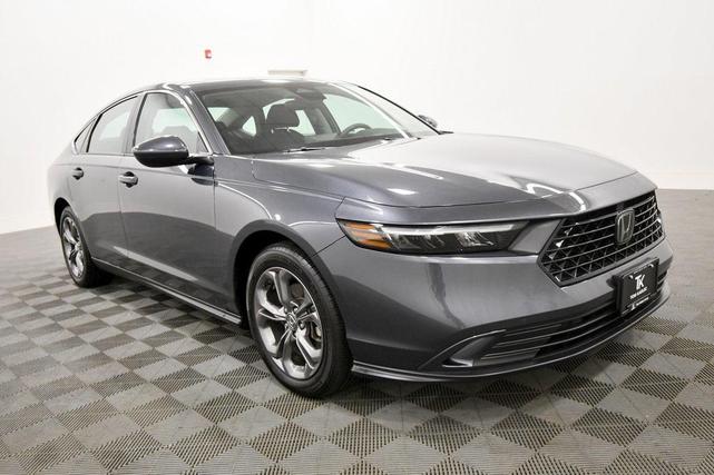 Photo of 2023 Meteorite Gray Metallic Honda Accord