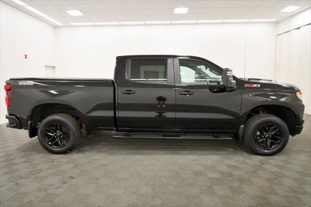 Photo of 2024 Black Chevrolet Silverado 1500