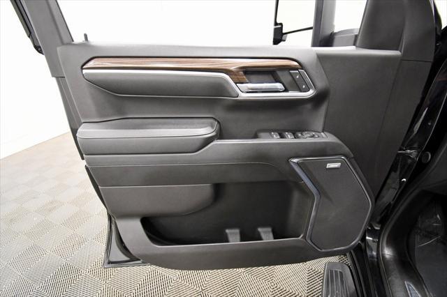 Photo of 2024 Black Chevrolet Silverado 1500