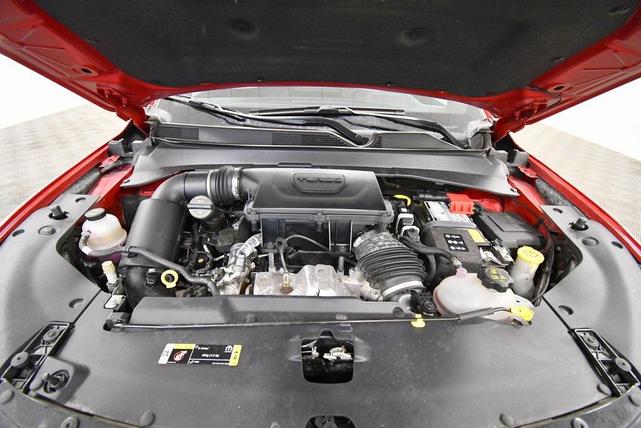 Photo of 2023 Redline Pearlcoat Jeep Compass