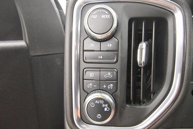 Photo of 2023 Summit White GMC Sierra 2500