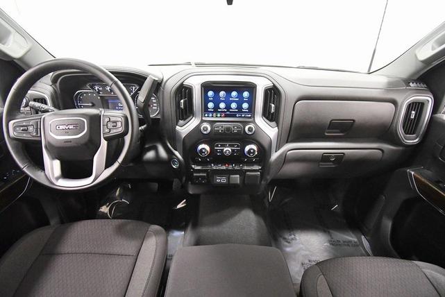 Photo of 2023 Summit White GMC Sierra 2500