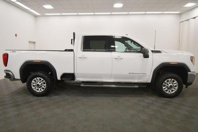 Photo of 2023 Summit White GMC Sierra 2500