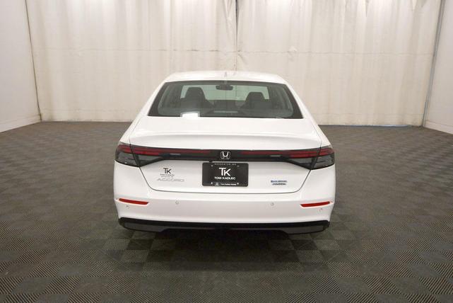Photo of 2025 Platinum White Pearl Honda Accord Hybrid