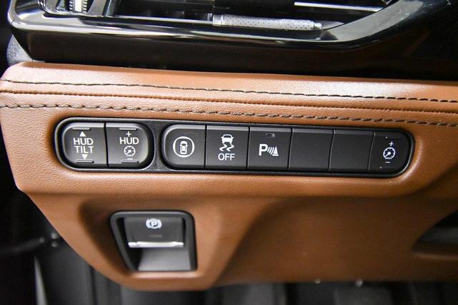 Photo of 2023 Liquid Carbon Metallic Acura MDX