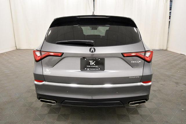 Photo of 2023 Liquid Carbon Metallic Acura MDX