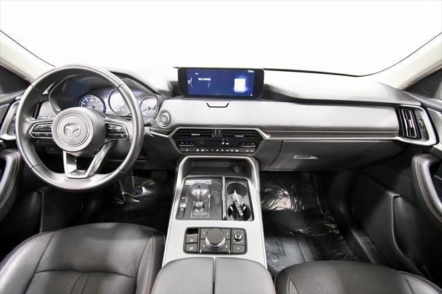 Photo of 2024 Platinum Quartz Mazda CX-90