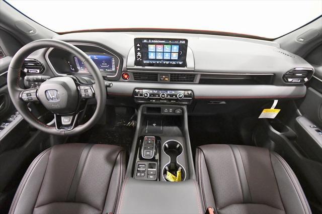 Photo of 2025 Platinum White Pearl Honda Pilot