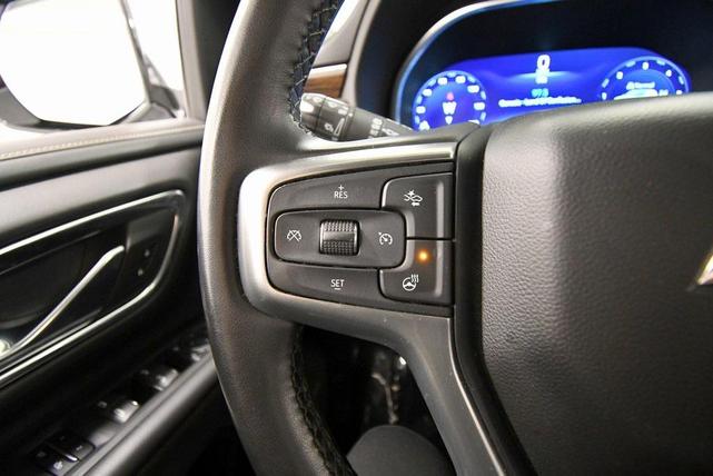 Photo of 2023 Summit White Chevrolet Suburban