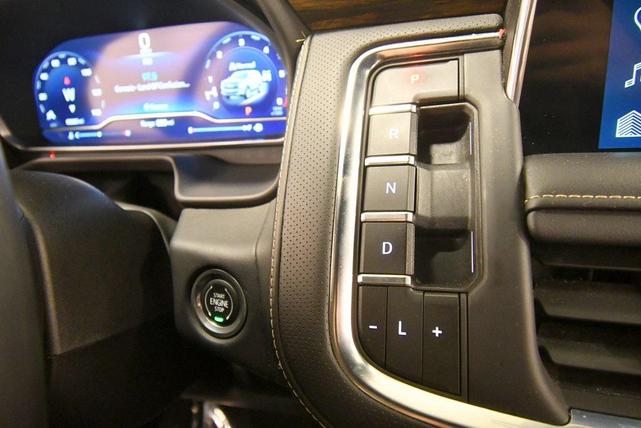 Photo of 2023 Summit White Chevrolet Suburban
