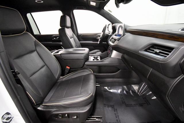 Photo of 2023 Summit White Chevrolet Suburban