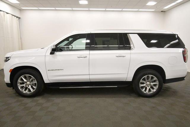 Photo of 2023 Summit White Chevrolet Suburban
