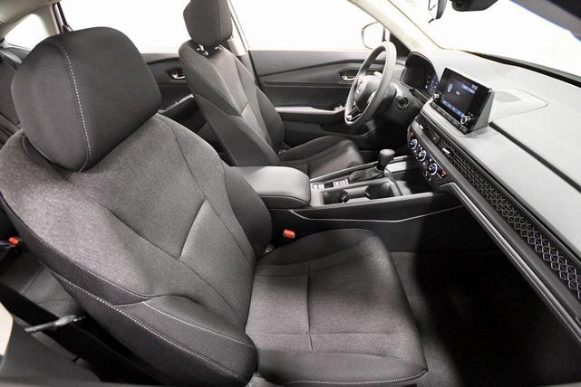 Photo of 2025 Solar Silver Metallic Honda Accord