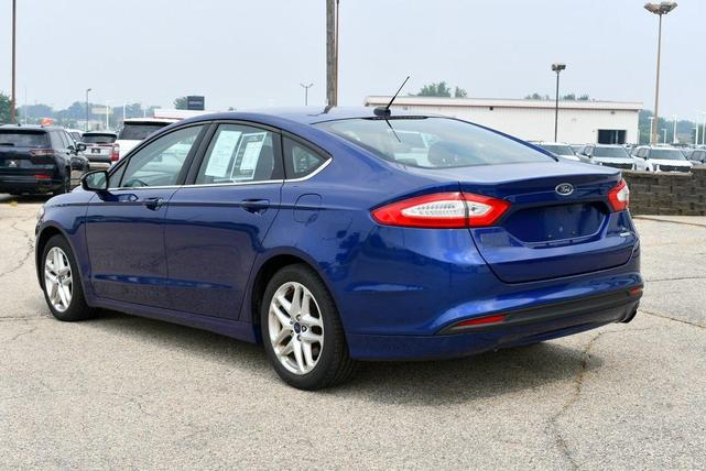 Photo of 2013 Blue Ford Fusion