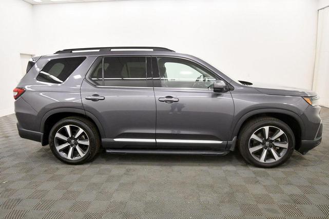 Photo of 2023 Modern Steel Metallic Honda Pilot