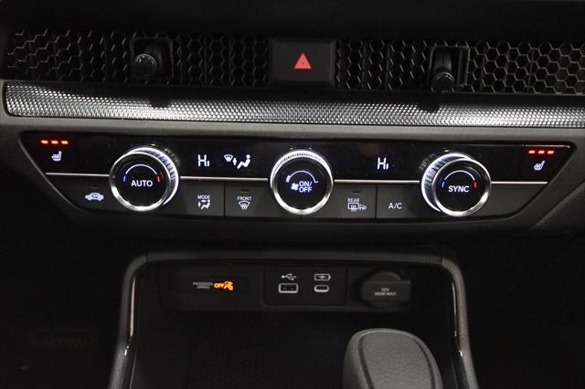 Photo of 2026 Platinum White Pearl Honda CR-V
