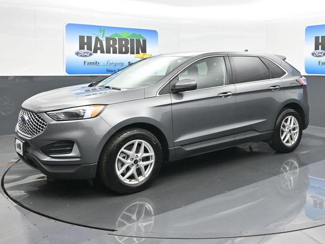 Photo of 2024 Carbonized Gray Metallic Ford Edge