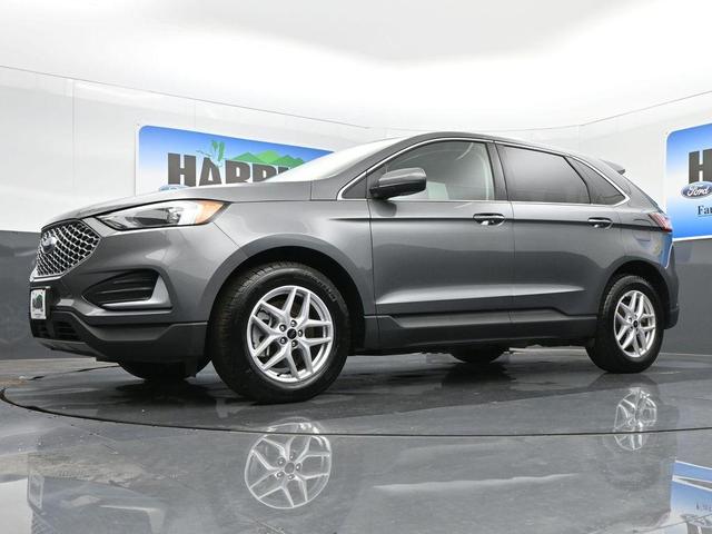 Photo of 2024 Carbonized Gray Metallic Ford Edge