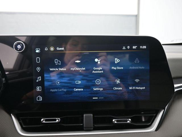 Photo of 2026 Green Chevrolet Equinox